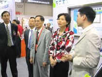 չ������