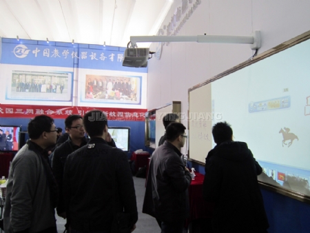 �c(di��n)�����Ŵ�