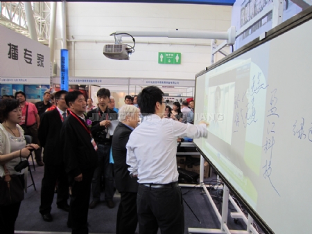 �c(di��n)�����Ŵ�