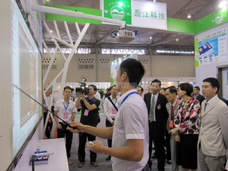 �c�����Ŵ�