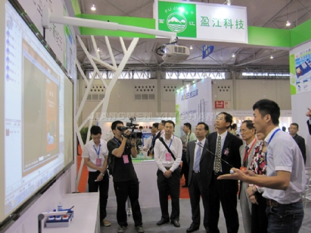 �c�����Ŵ�