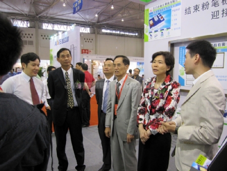 �c(di��n)�����Ŵ�