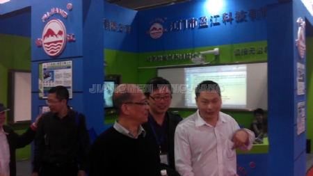 �c�����Ŵ�