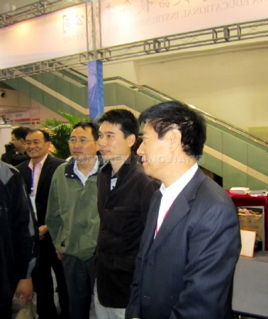 �c(di��n)�����Ŵ�